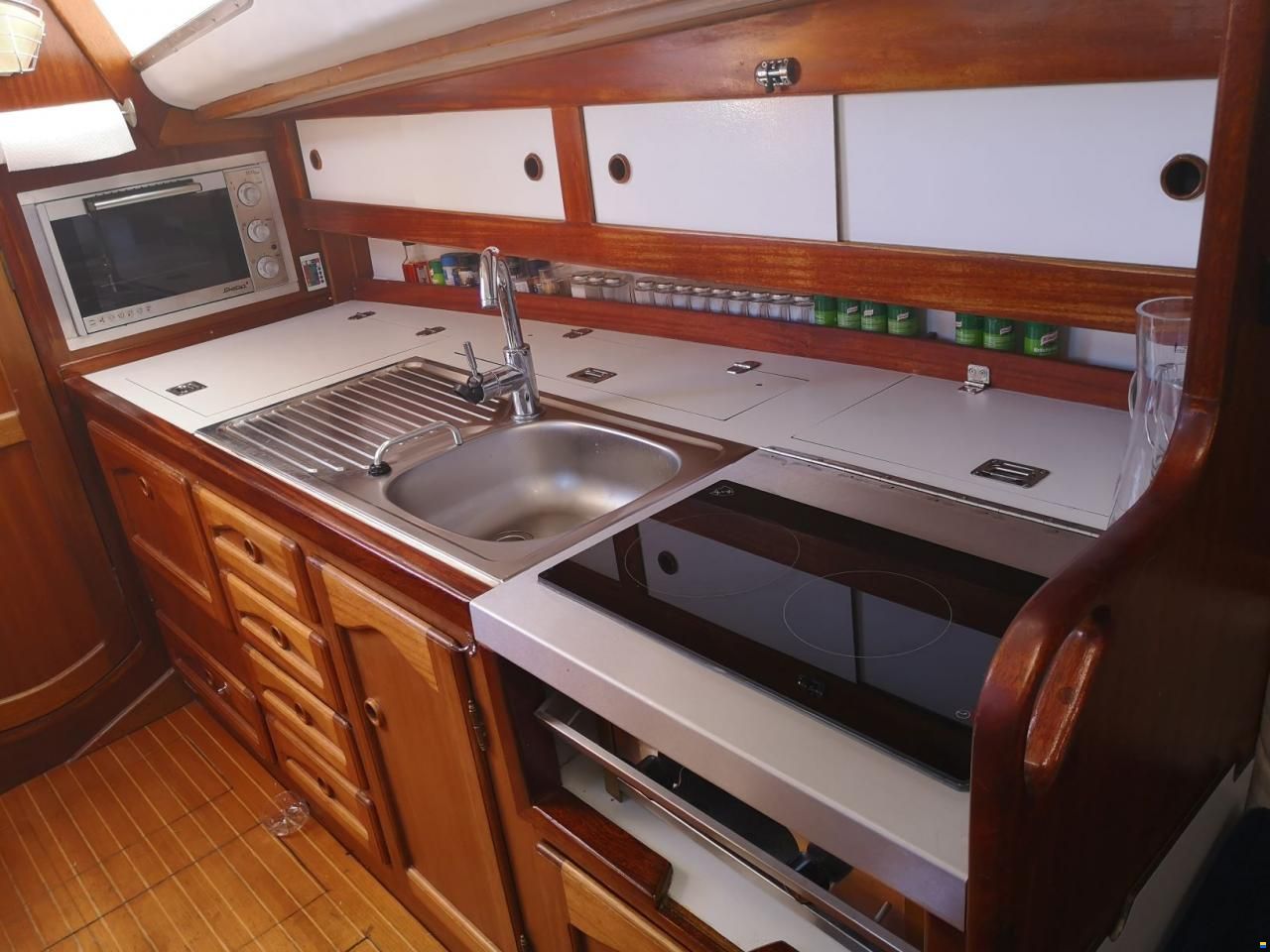 Hacker Boats Caribic 40+