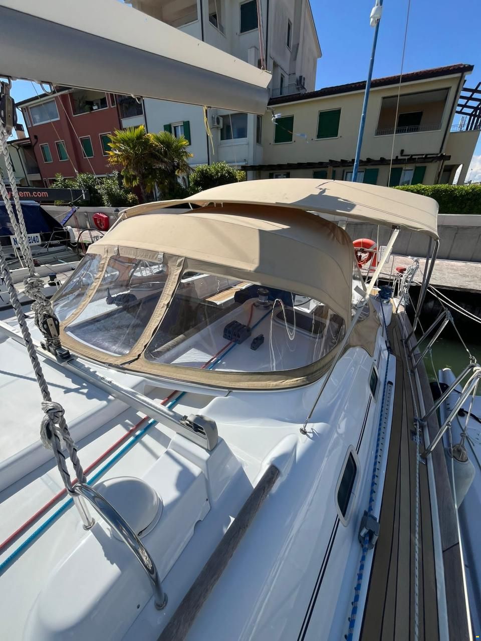 Beneteau Oceanis 423