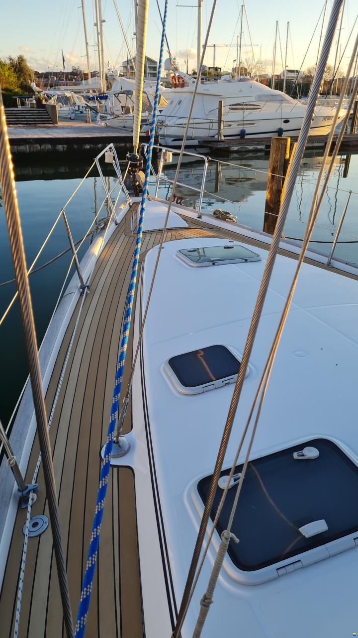 Beneteau Oceanis 423