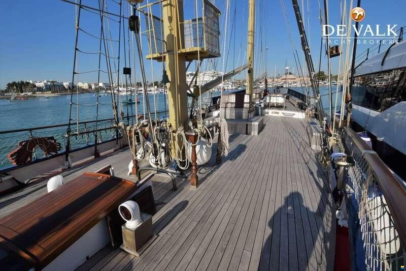 Schooner Baltimore Fishing