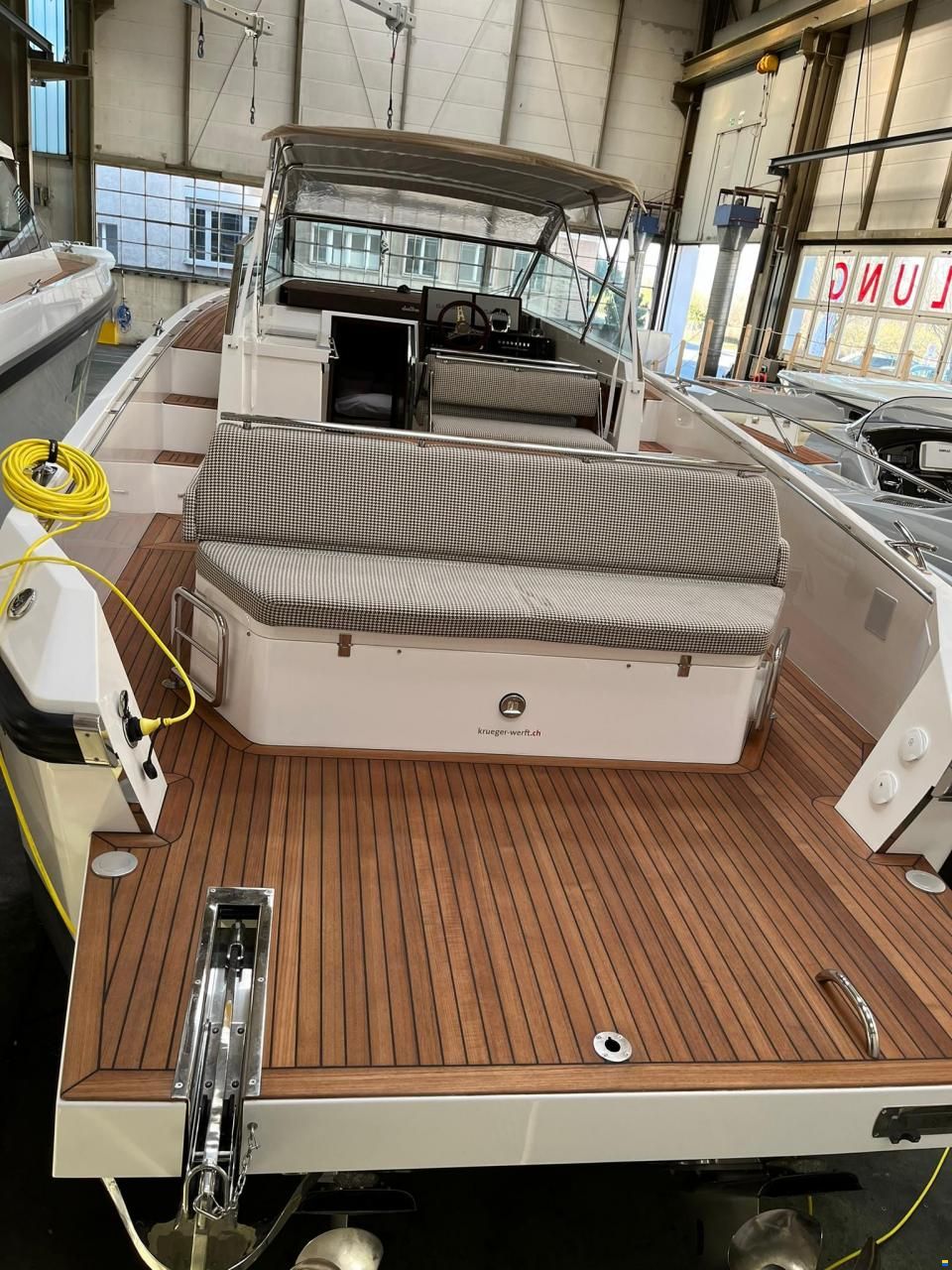 Delta Powerboats 33 Open