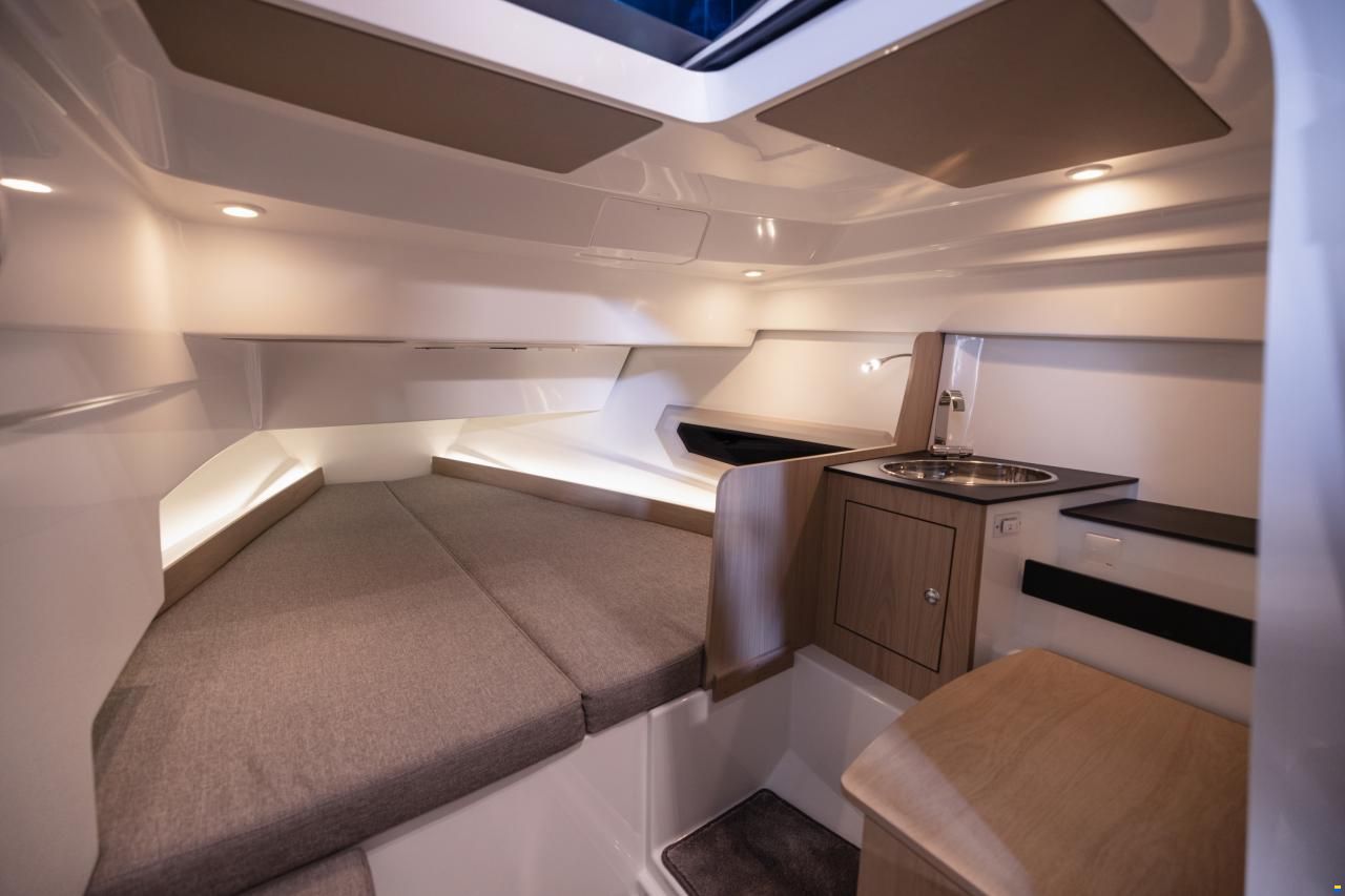 Quarken 27 T-Top