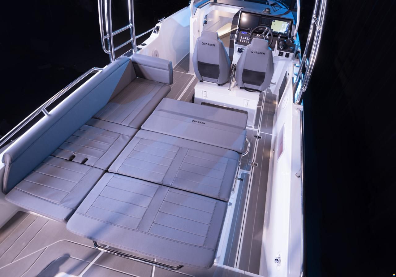Quarken 27 T-Top