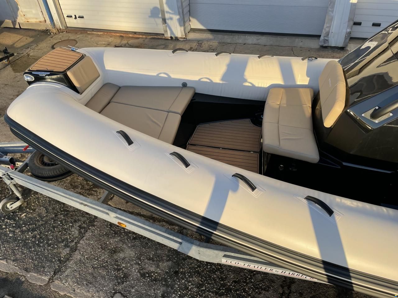 Brig Inflatable Boats Eagle 8