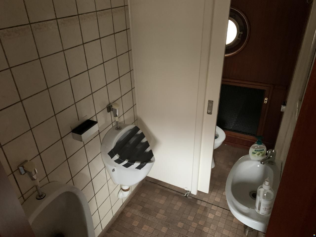Platbodem Motortjalk