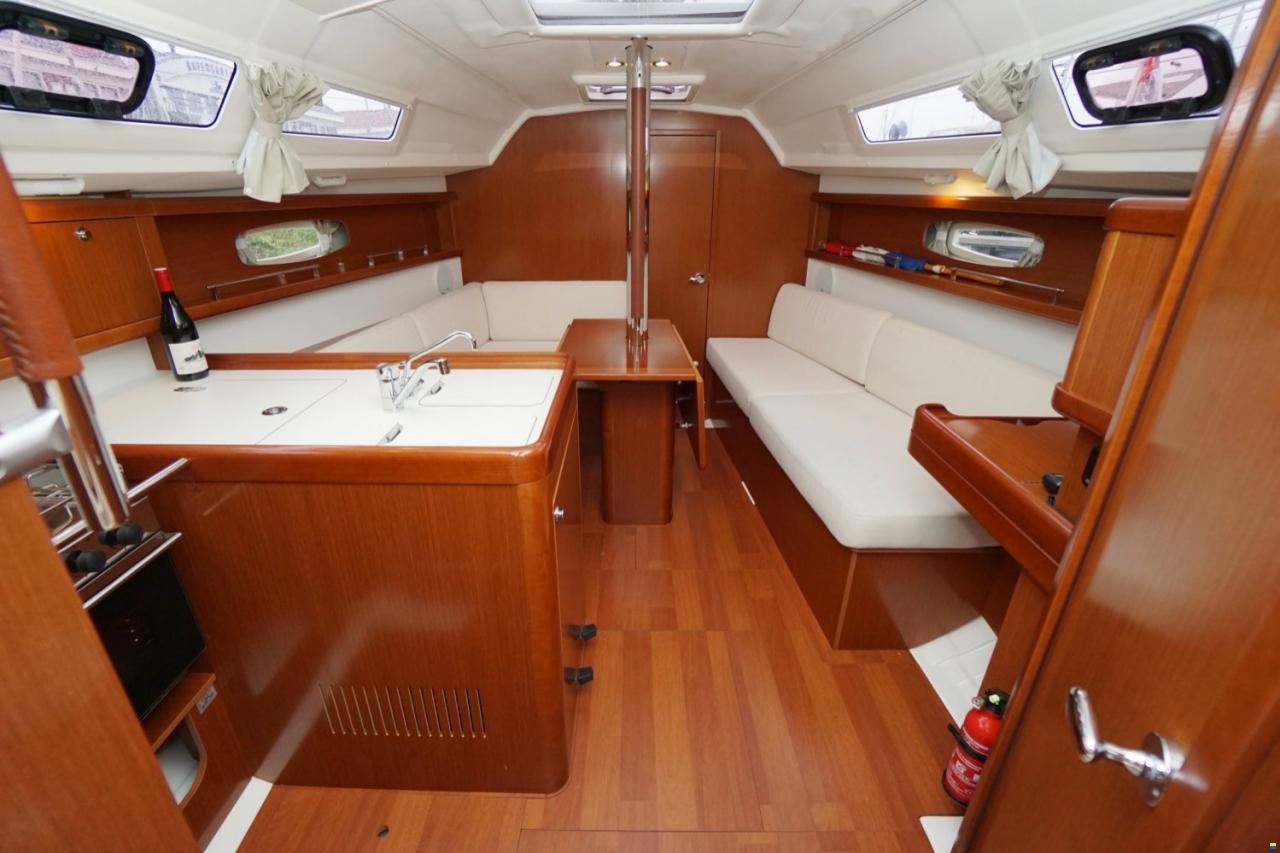 Beneteau Oceanis 31