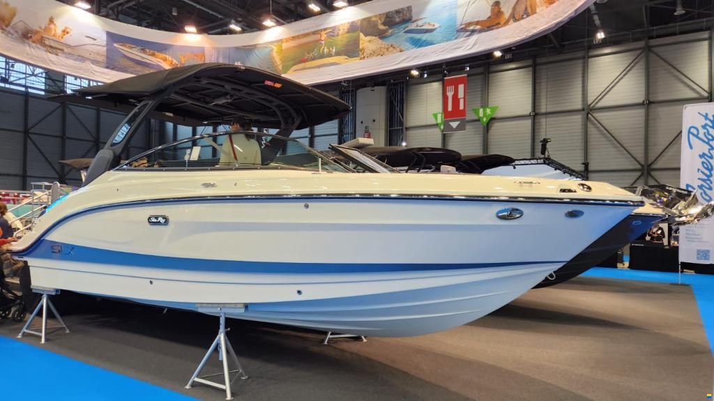 Sea Ray SLX 260