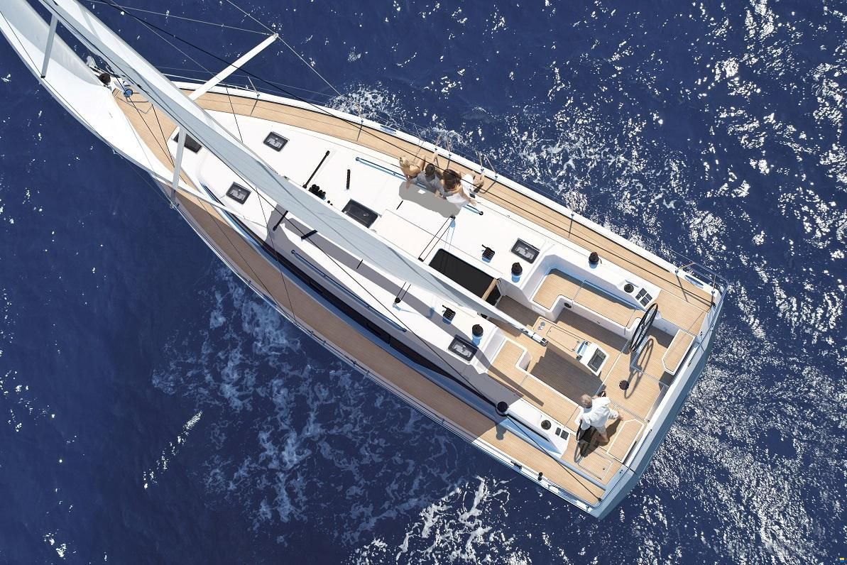 Bavaria C 42