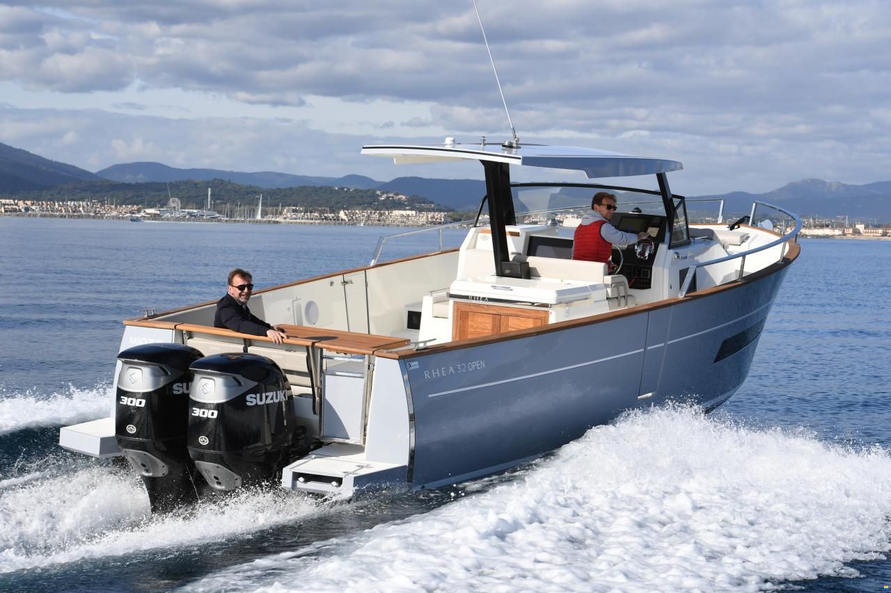 Rh&eacute;a 32 Open