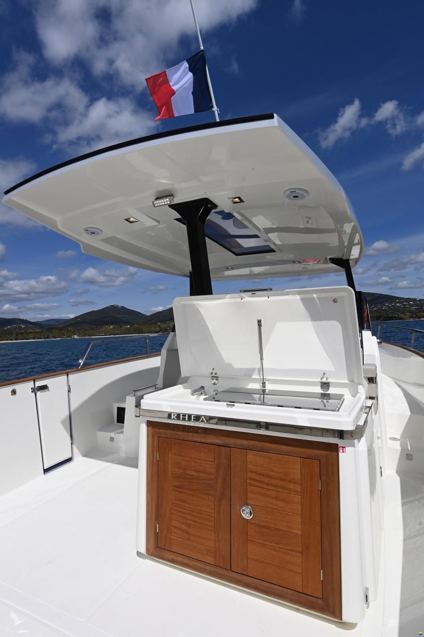 Rh&eacute;a 32 Open