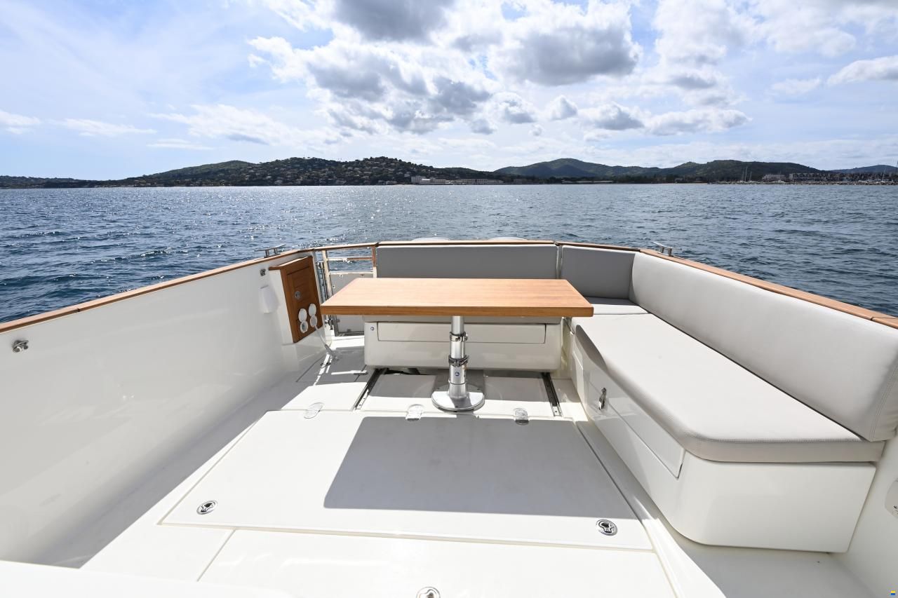Rh&eacute;a 32 Open