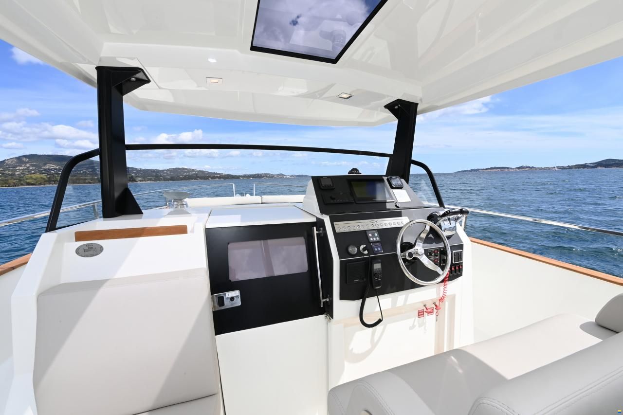 Rh&eacute;a 32 Open