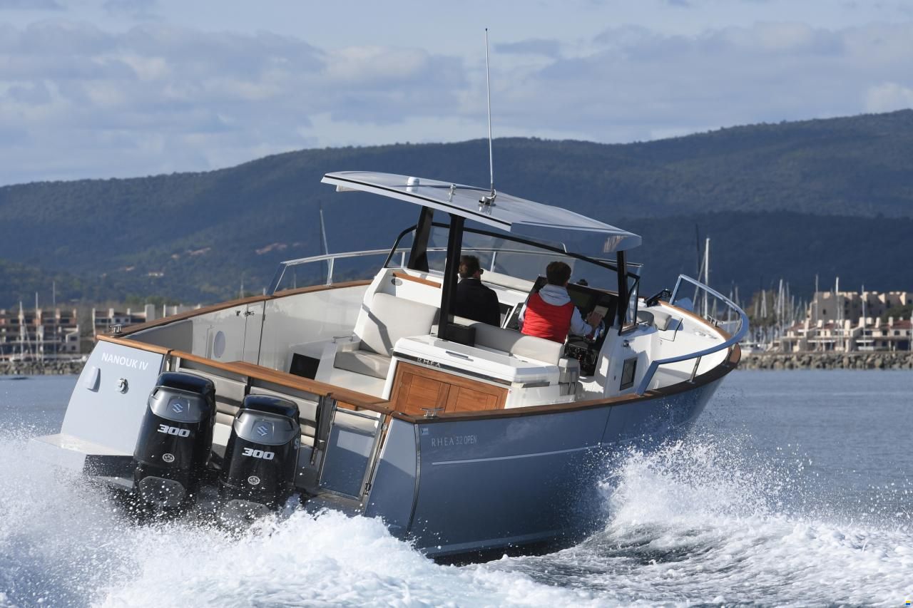 Rh&eacute;a 32 Open