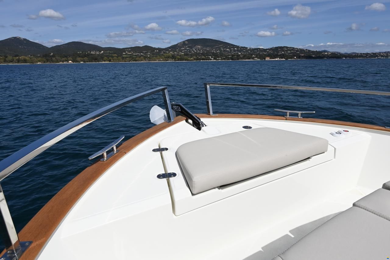 Rh&eacute;a 32 Open