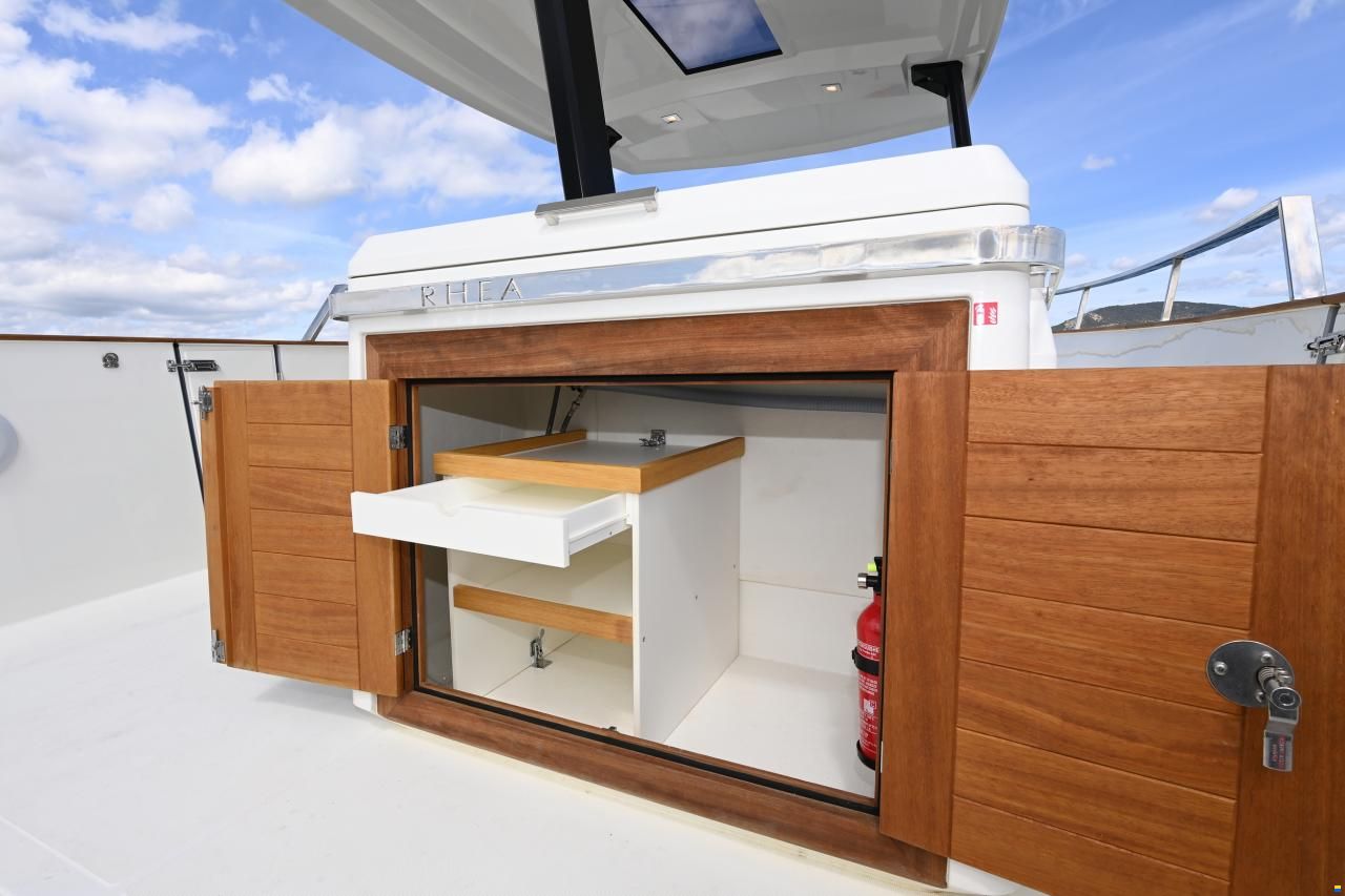 Rh&eacute;a 32 Open