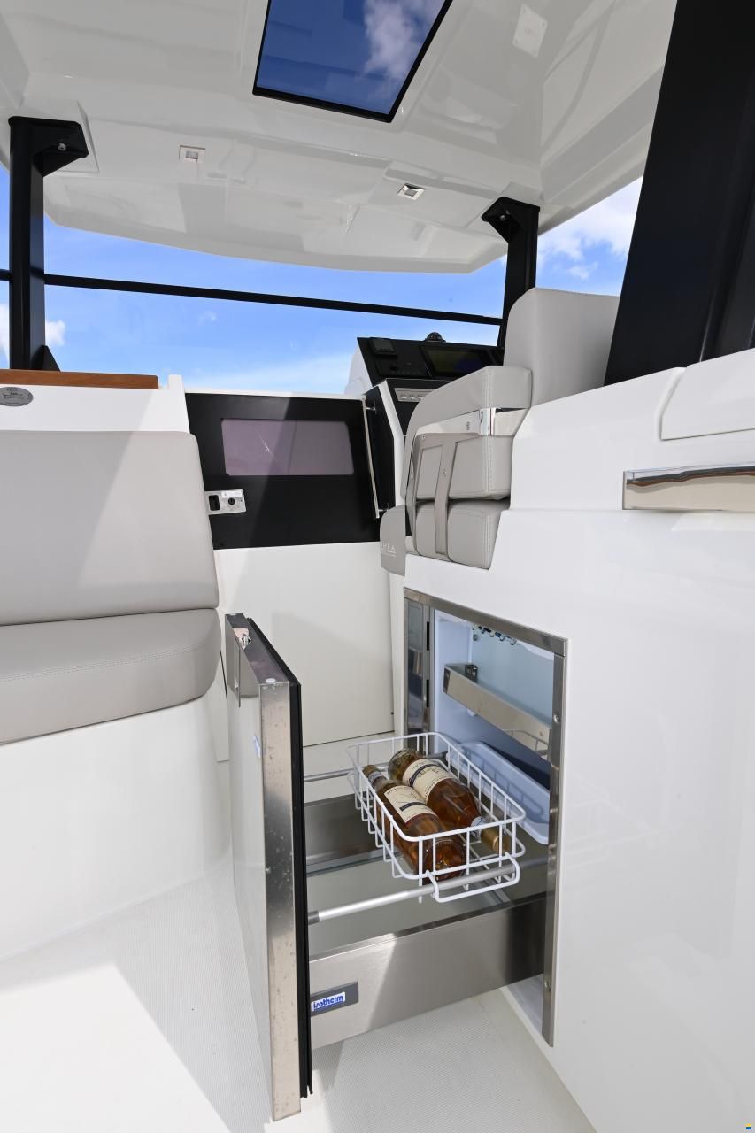 Rh&eacute;a 32 Open