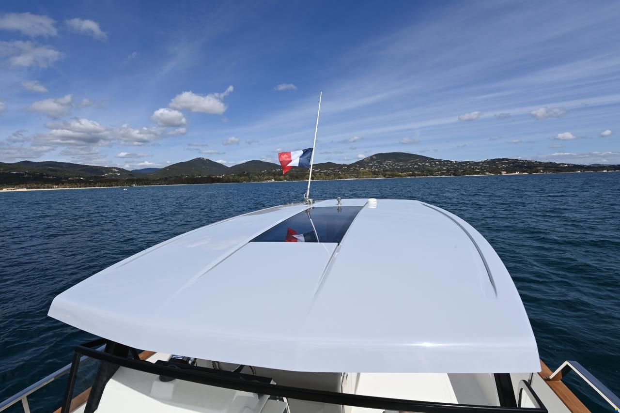 Rh&eacute;a 32 Open