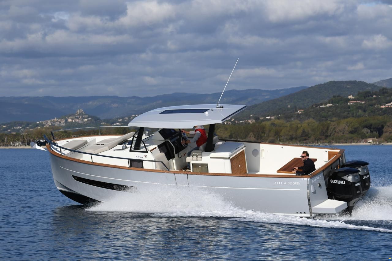Rh&eacute;a 32 Open