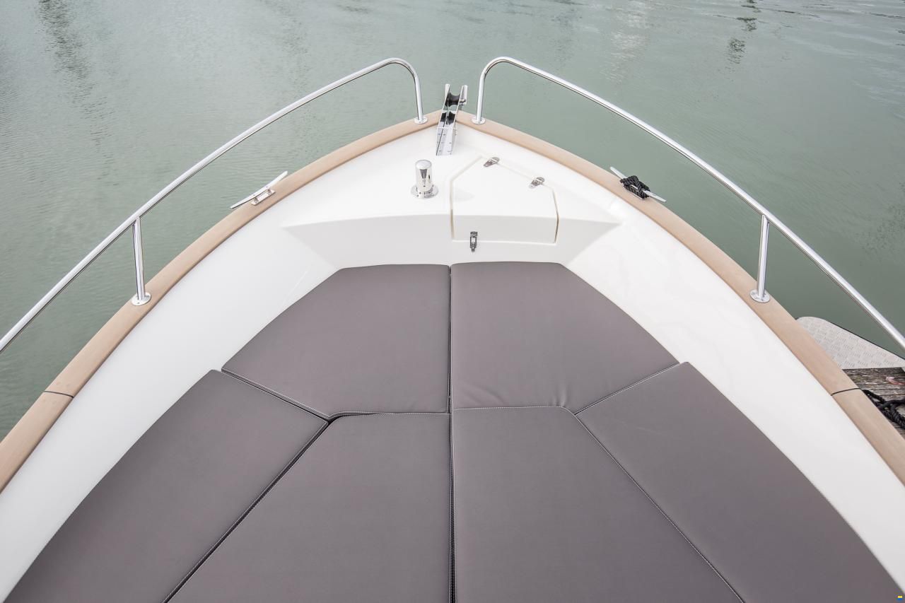 Rh&eacute;a 27 Open