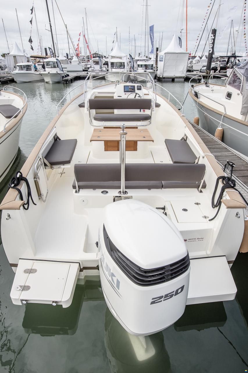 Rh&eacute;a 27 Open