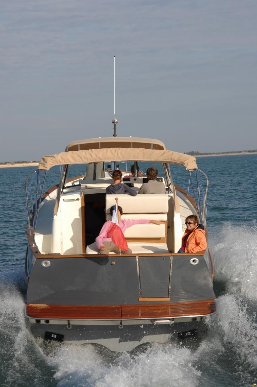 Rh&eacute;a 850 Open