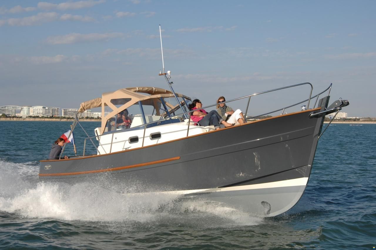 Rh&eacute;a 850 Open