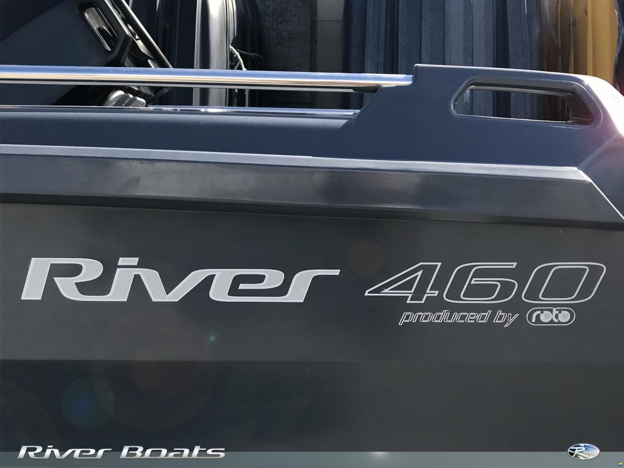 River 460