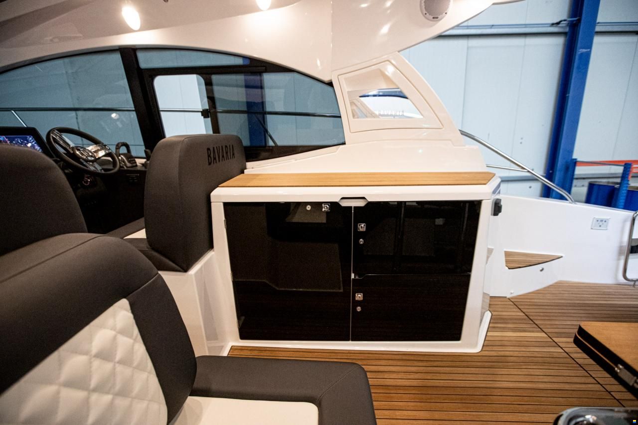 Bavaria SR41HT