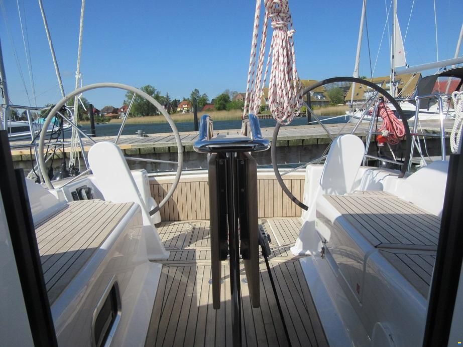 Hanse 315