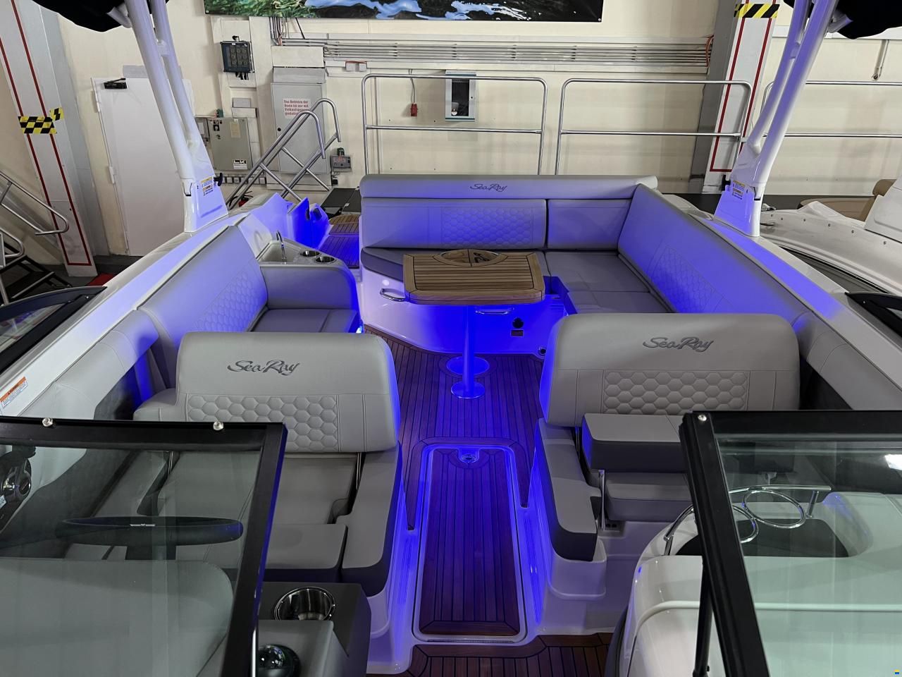 Sea Ray 270 SDXE