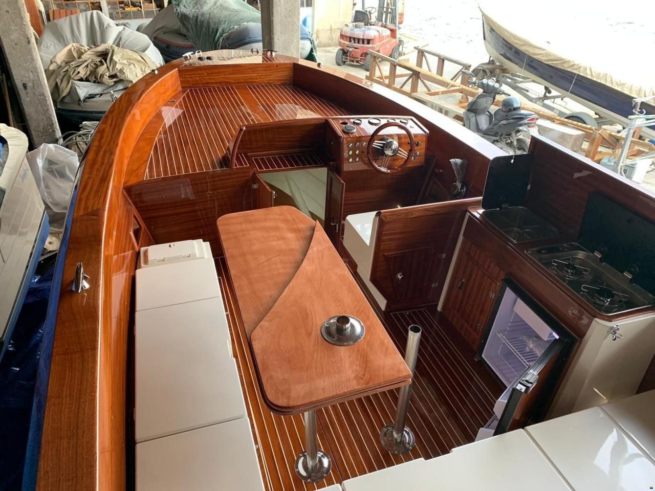 Ilver 24