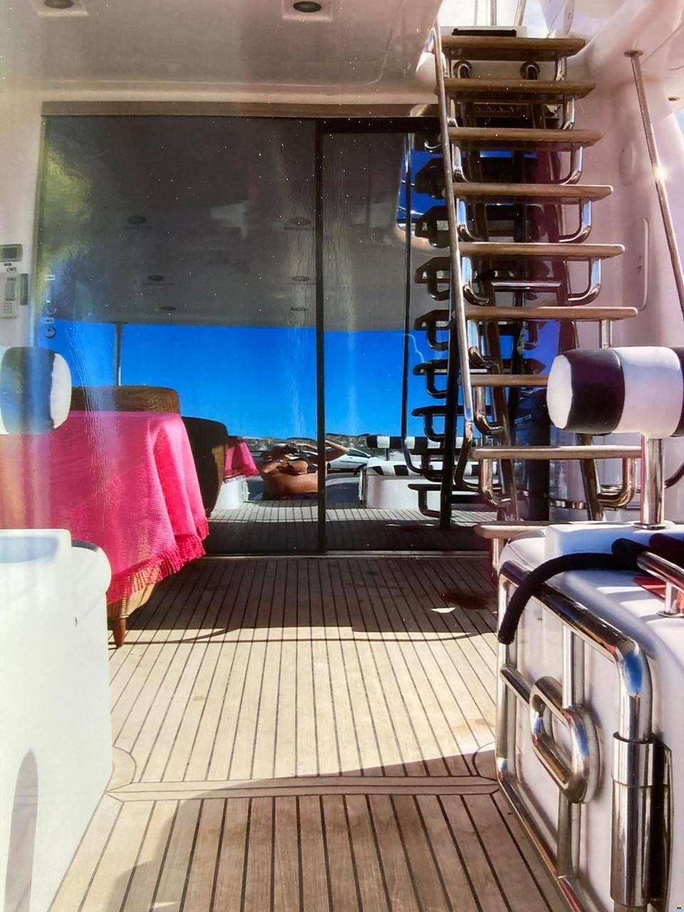 Duabai yacht, Dubai Marine
