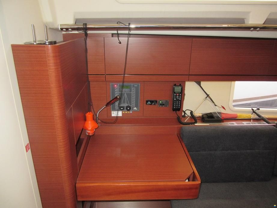 Hanse 388