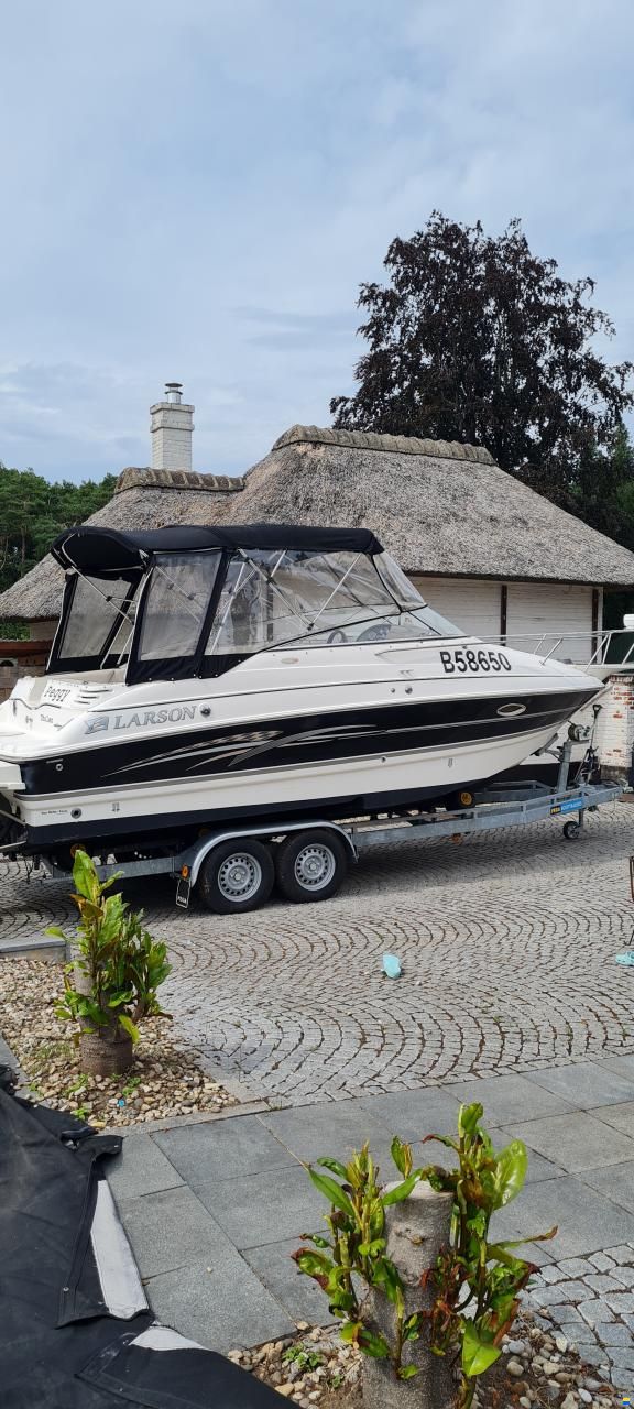 Larson 220 Cabrio