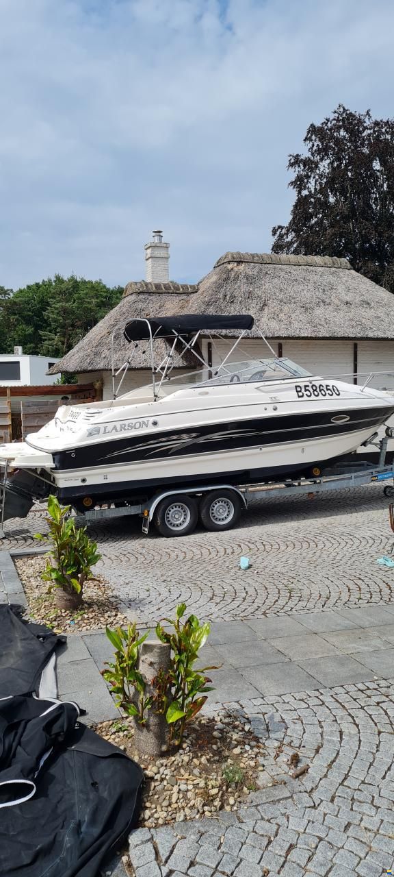 Larson 220 Cabrio