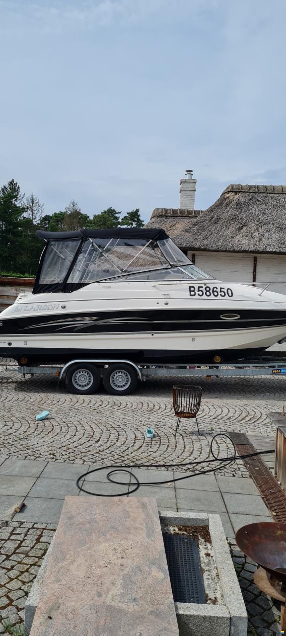 Larson 220 Cabrio