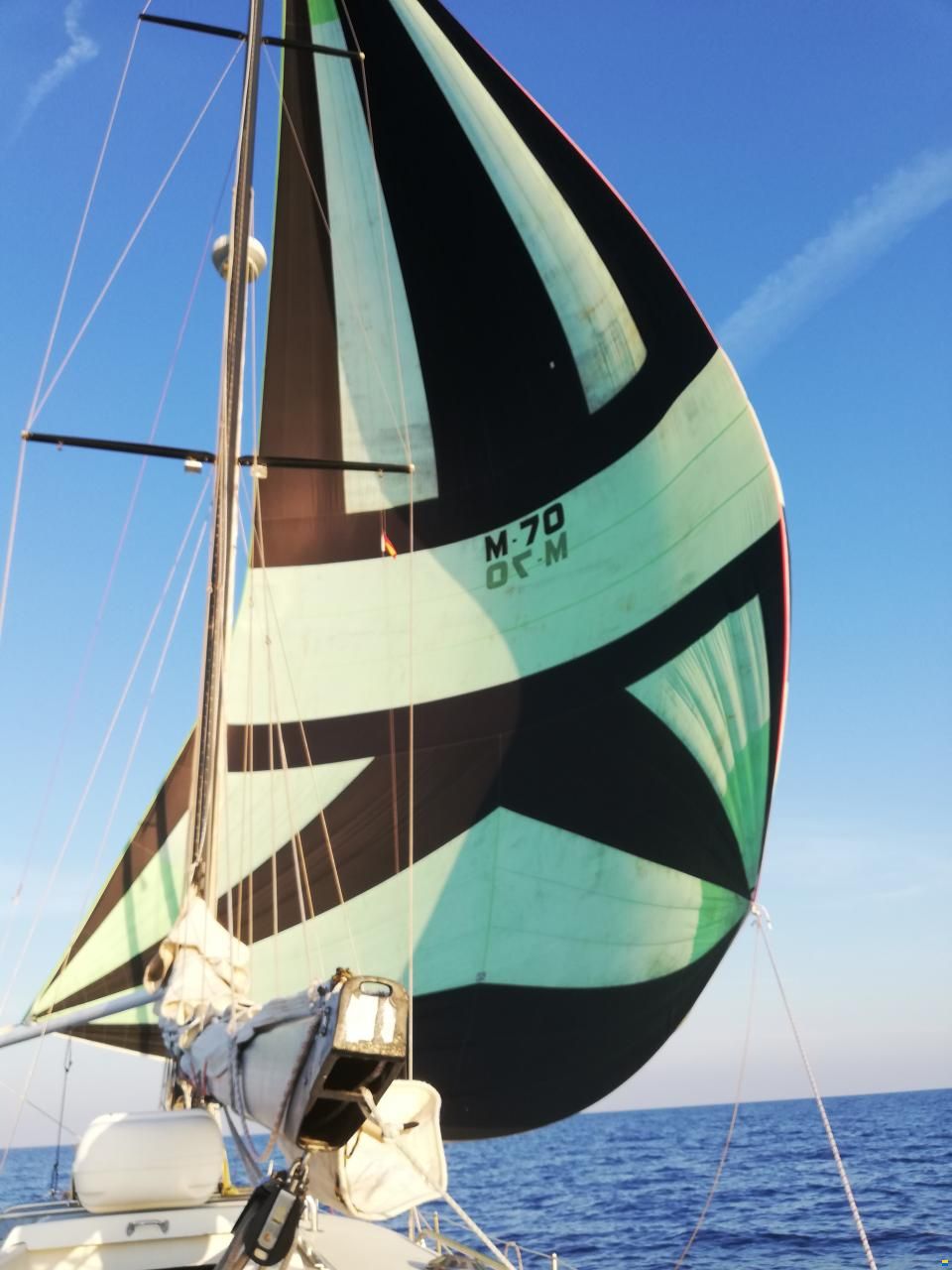 MacGregor 65 Pilot House
