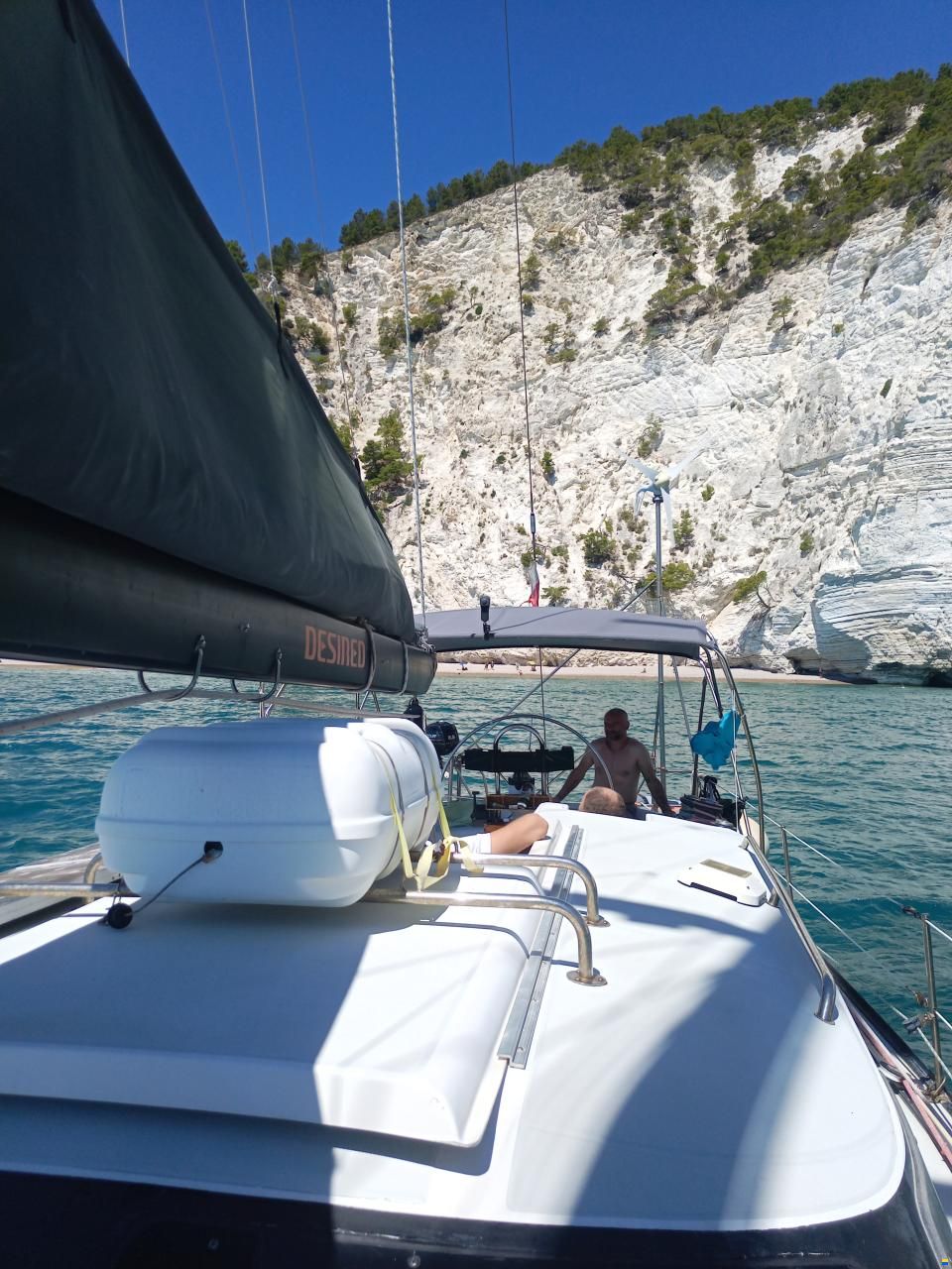 MacGregor 65 Pilot House