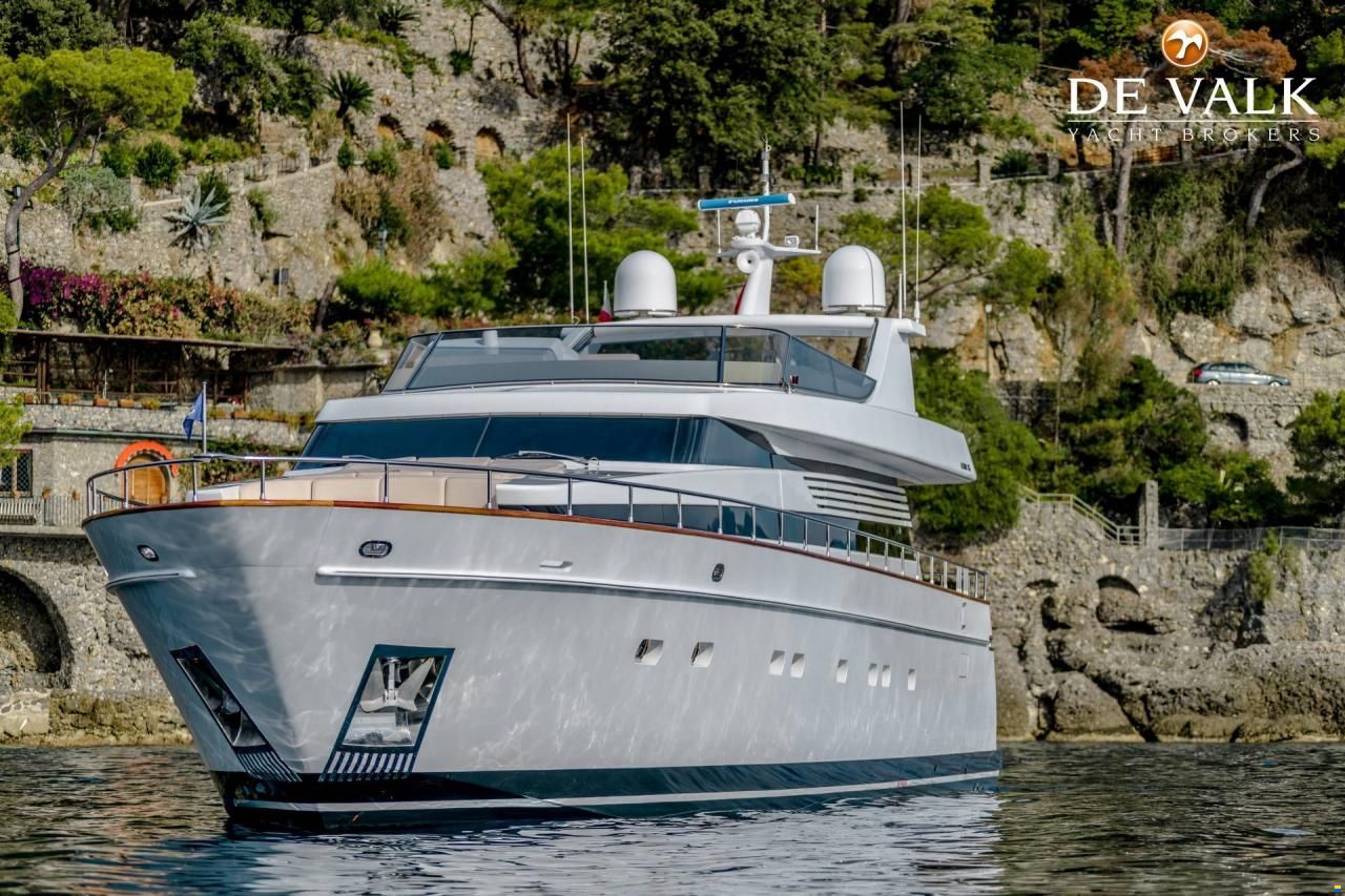 Cantieri di Pisa Akhir 85