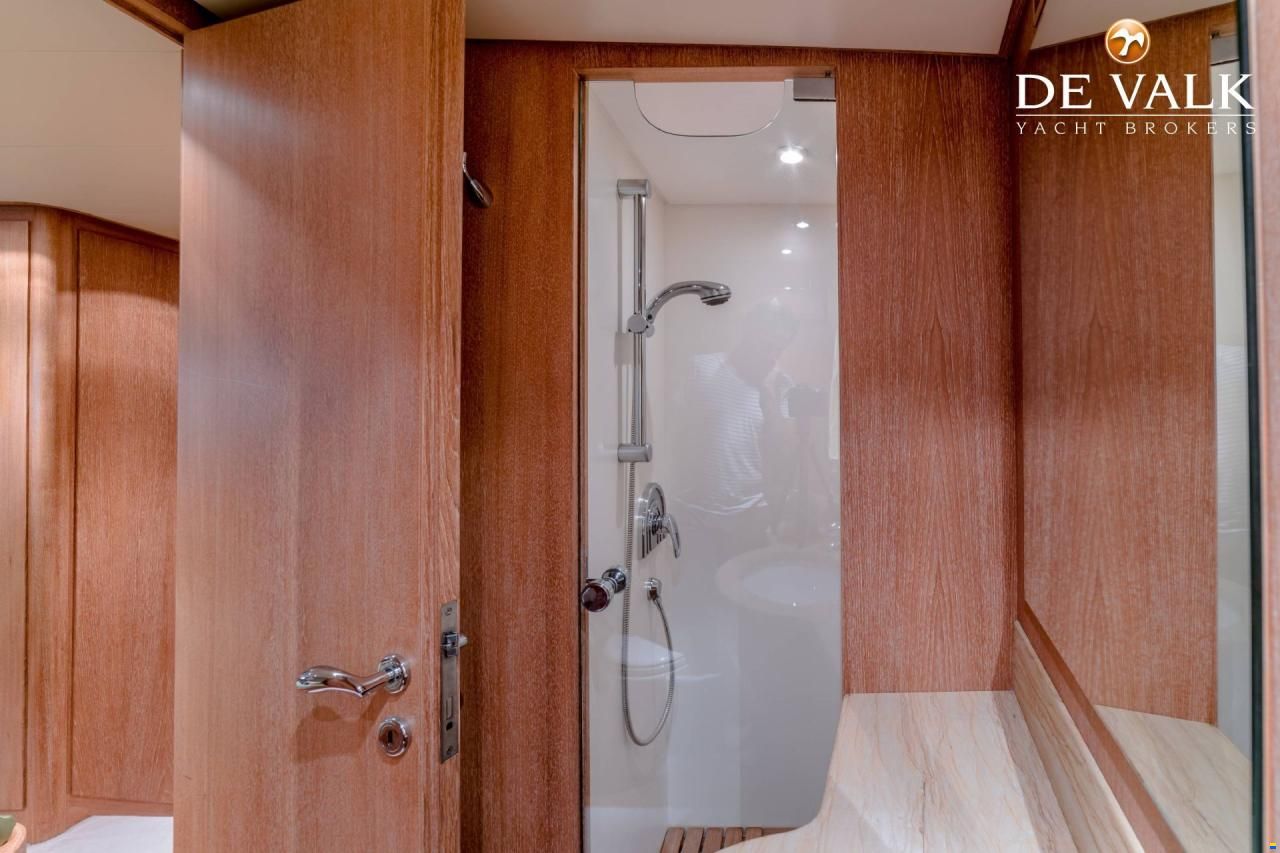 Cantieri di Pisa Akhir 85