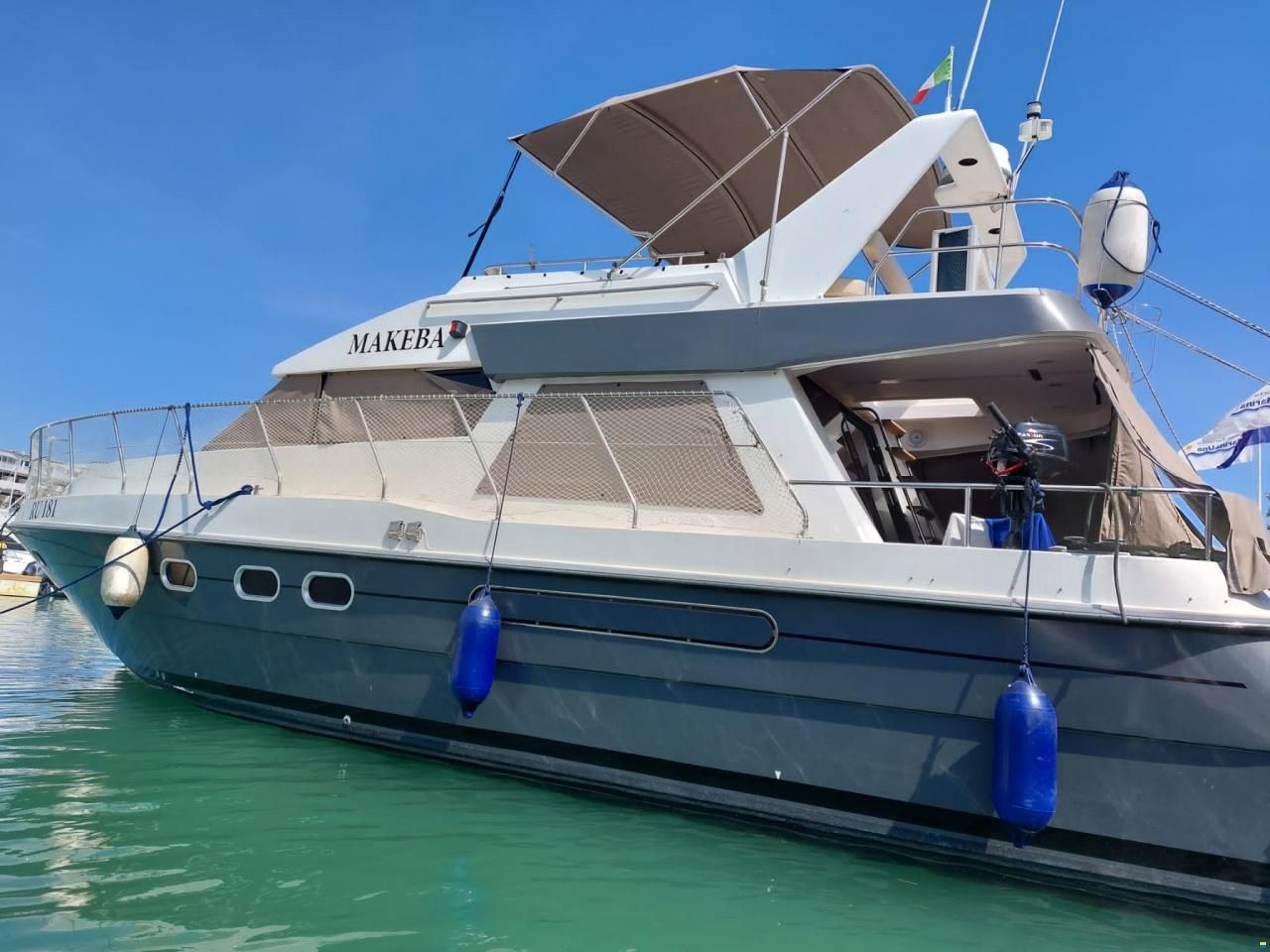 Neptunus 138 Sedan Fly
