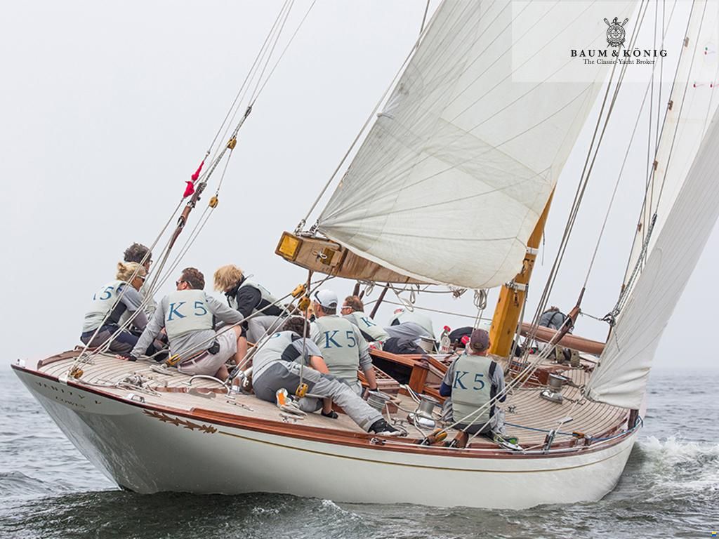 William Fife & Son VANITY V - 12mR