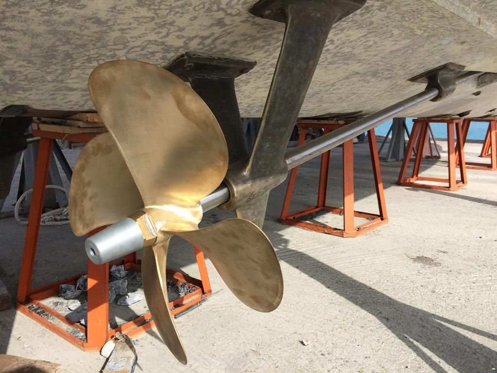 Tradewind Tradwind 43 bahamas