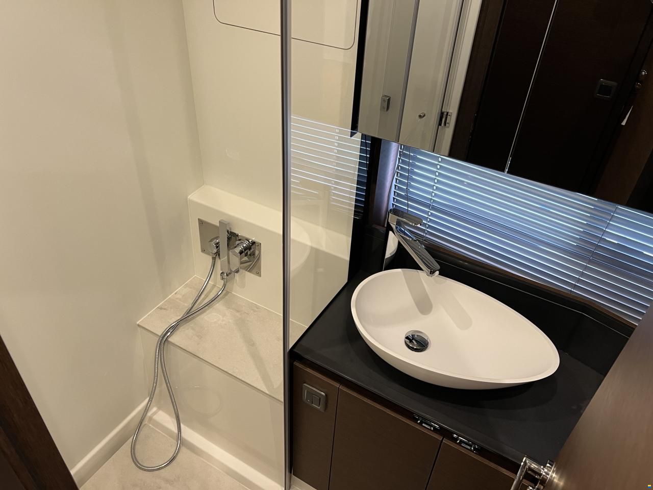 Prestige 460