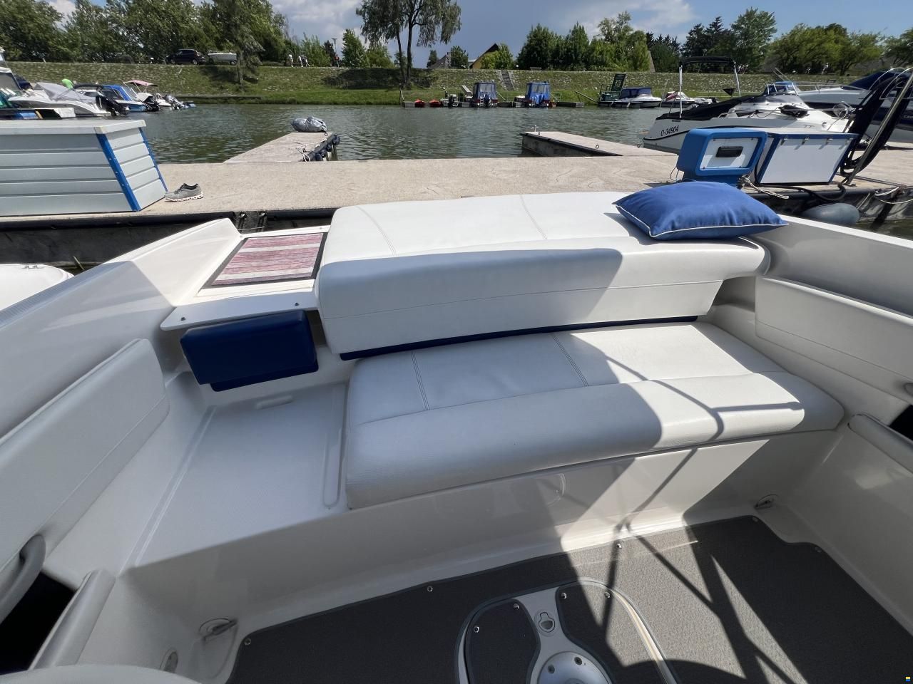 Bayliner 652 Cuddy