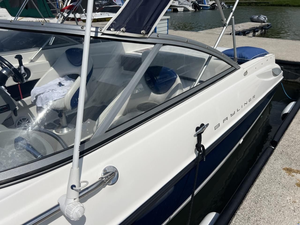 Bayliner 652 Cuddy
