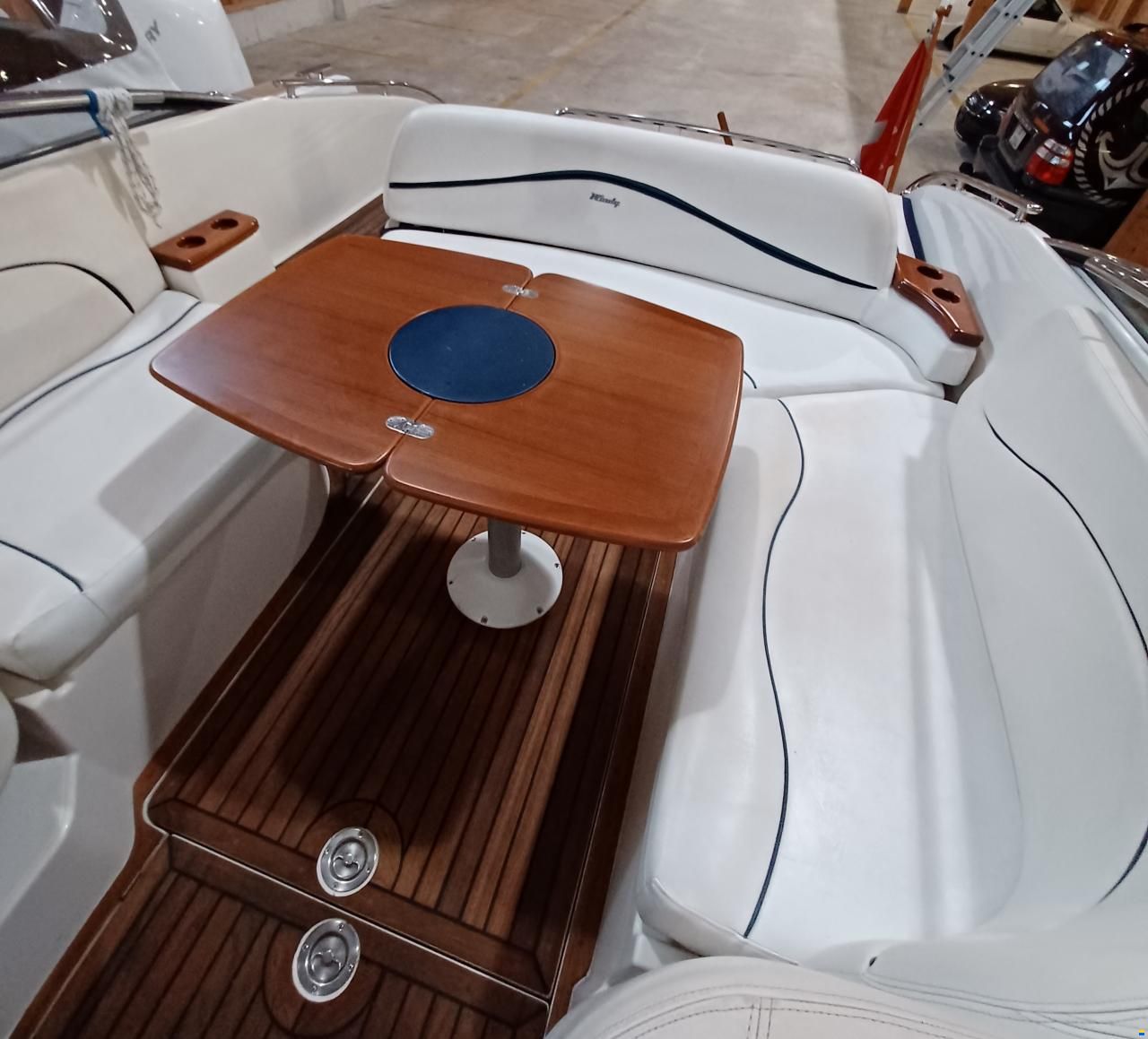 Windy 28 Ghibli