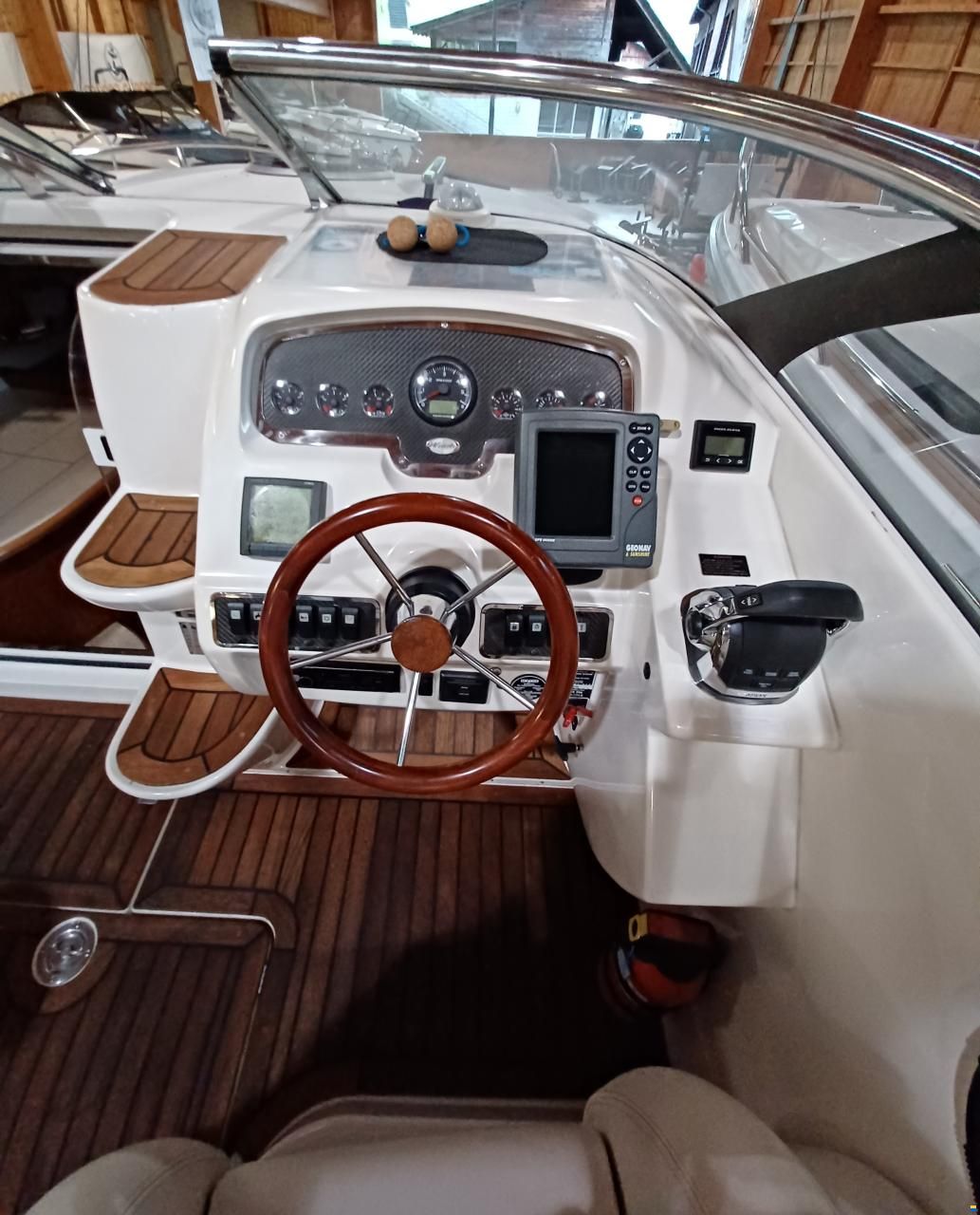 Windy 28 Ghibli