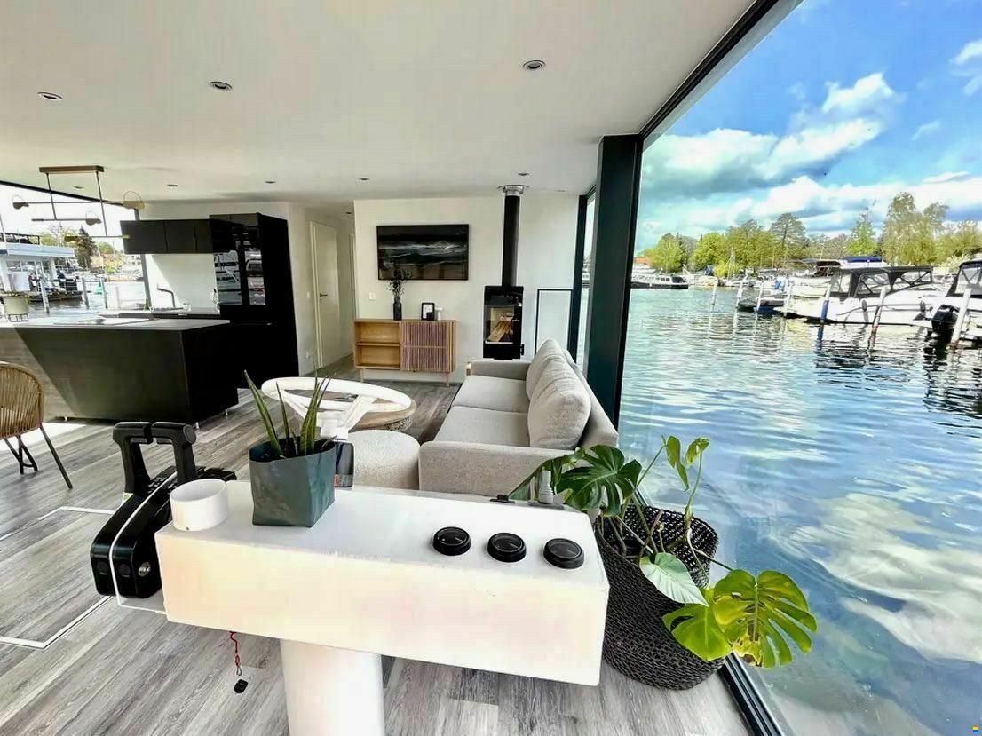 Exklusives Penthouse auf dem Wasser