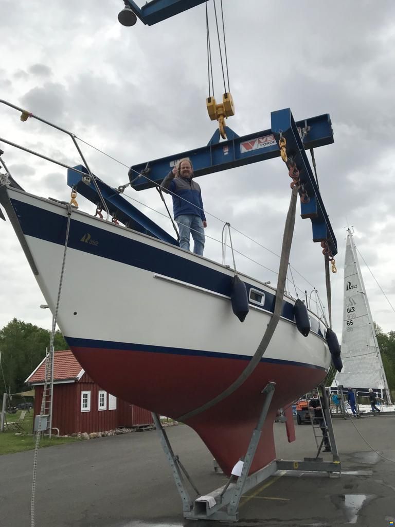 Hallberg-Rassy 352